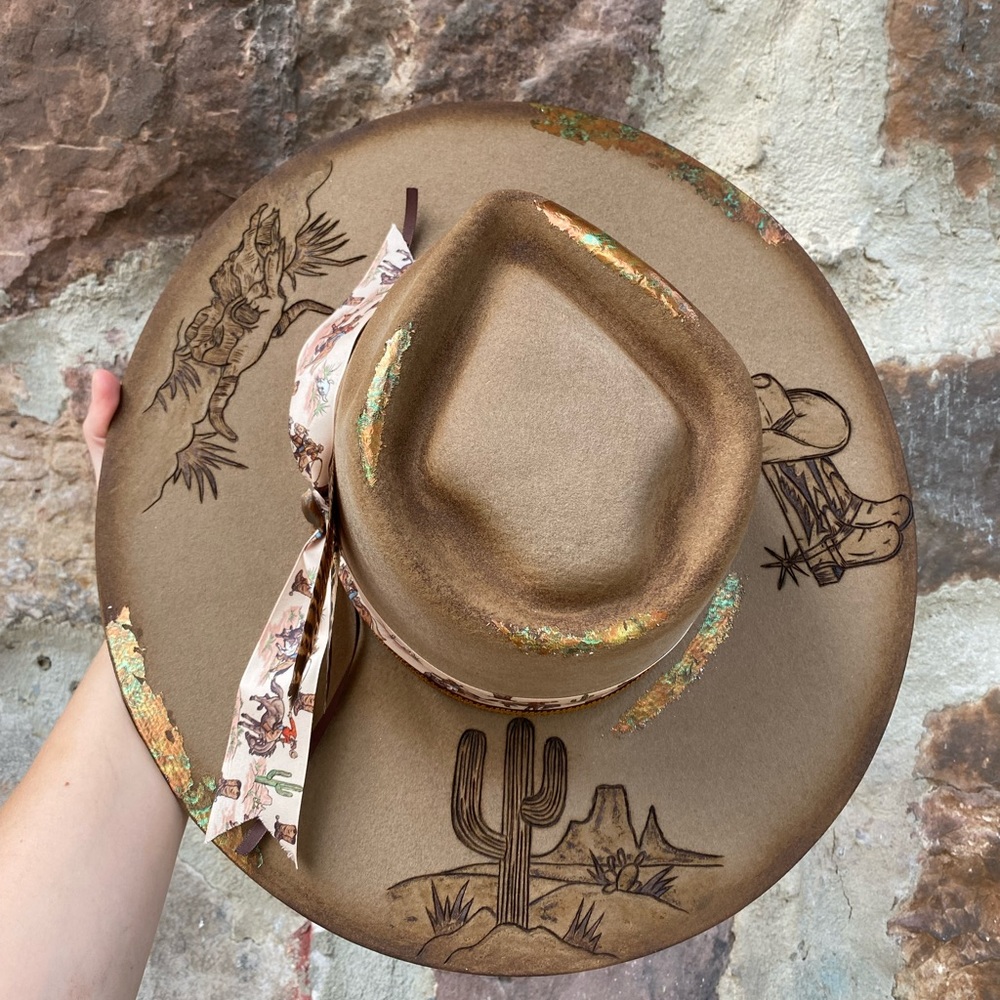 SOLD READ DESCRIPTION BELOW New Rockin C Hand burned hat Sz Medium - Picture 7 of 7